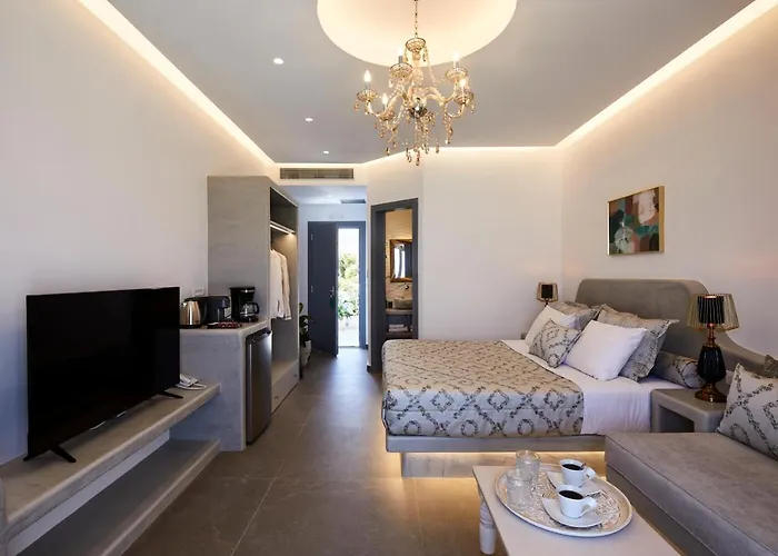 Amara Suites Santorini
