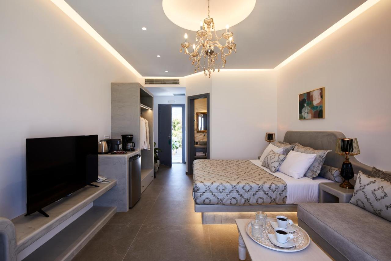 Amara Santorini Hotel Kamári