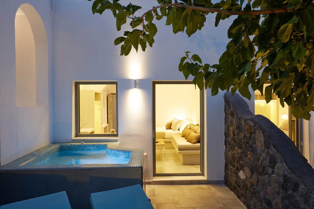 Hotel Amara Santorini 5*